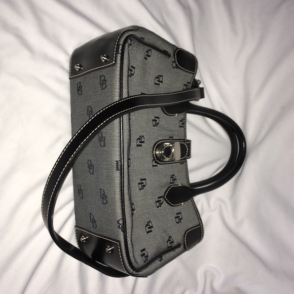 Dooney and Bourke satchel bag - Picture 3 of 7